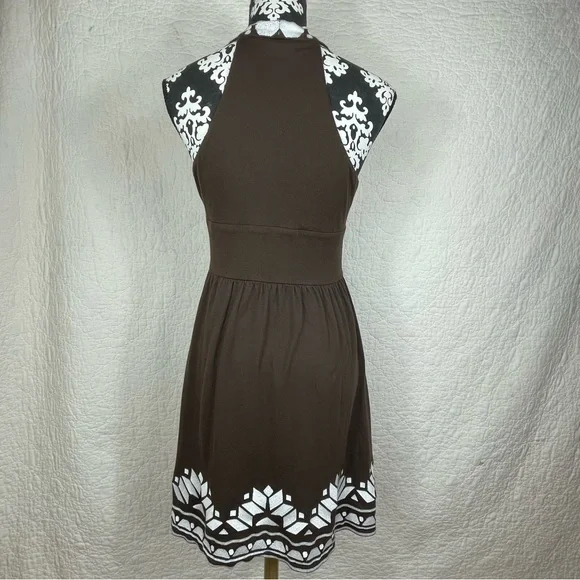 💖5/$25 Inc International Concept Brown Embroidered Tribal Detail Dress Size M - Picture 5 of 12